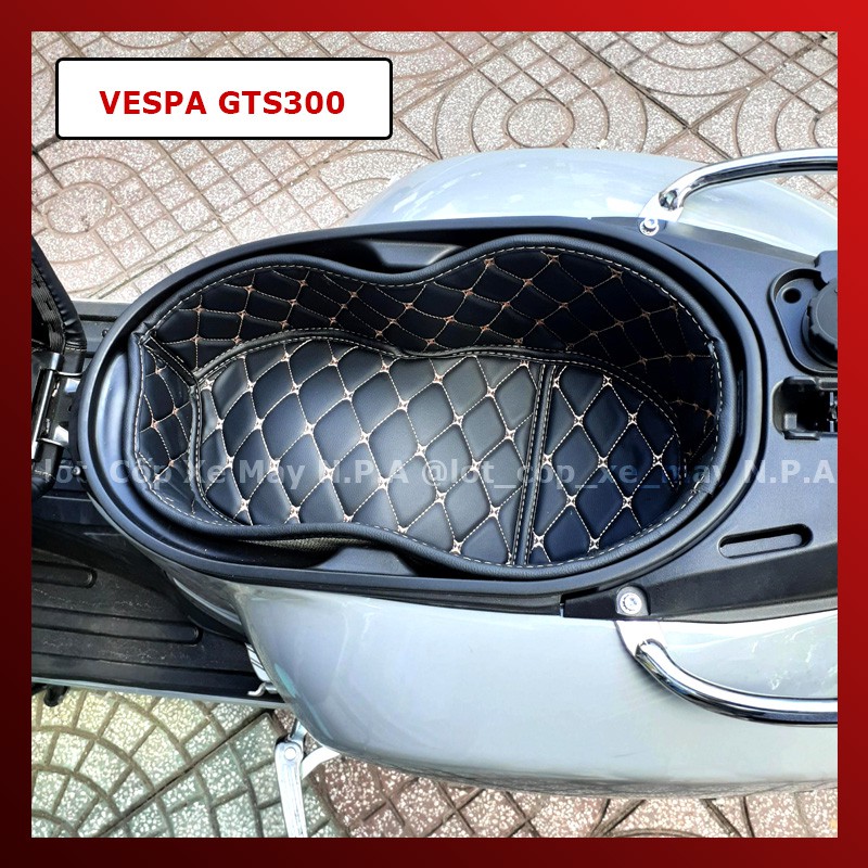 [HCM]Lót Cốp Xe Máy Vespa GTS Chống Sốc - Cách Nhiệt Có TÚI để giấy tờ.