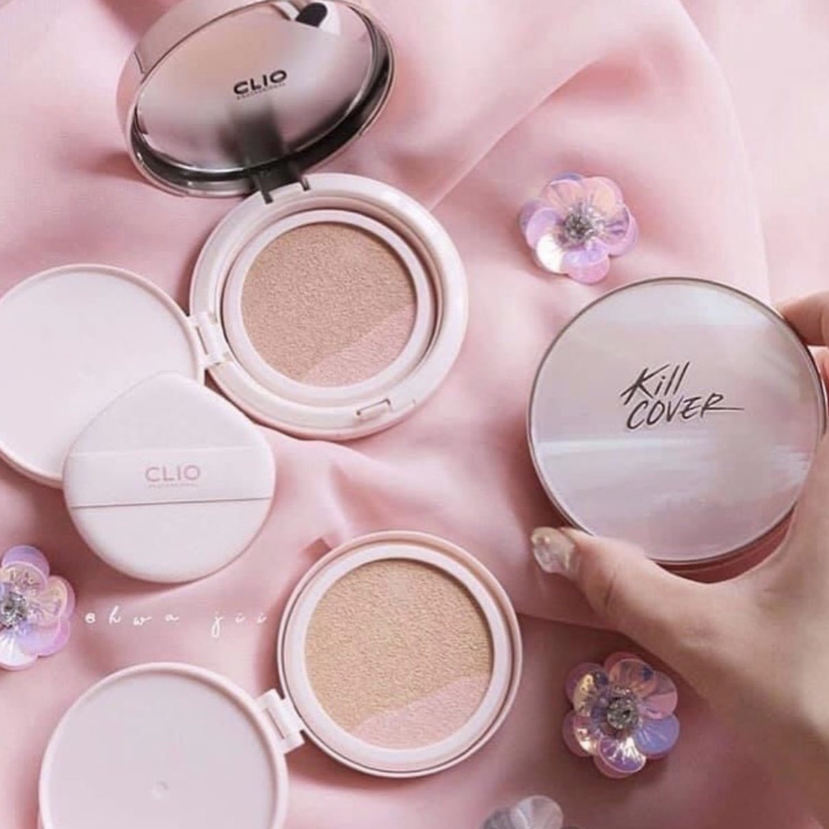 Phấn nước clio kill cover set 2 lõi che phủ hoàn hảo căng bóng pink glow cream cushion spf50+ pa++++ date t5/2022