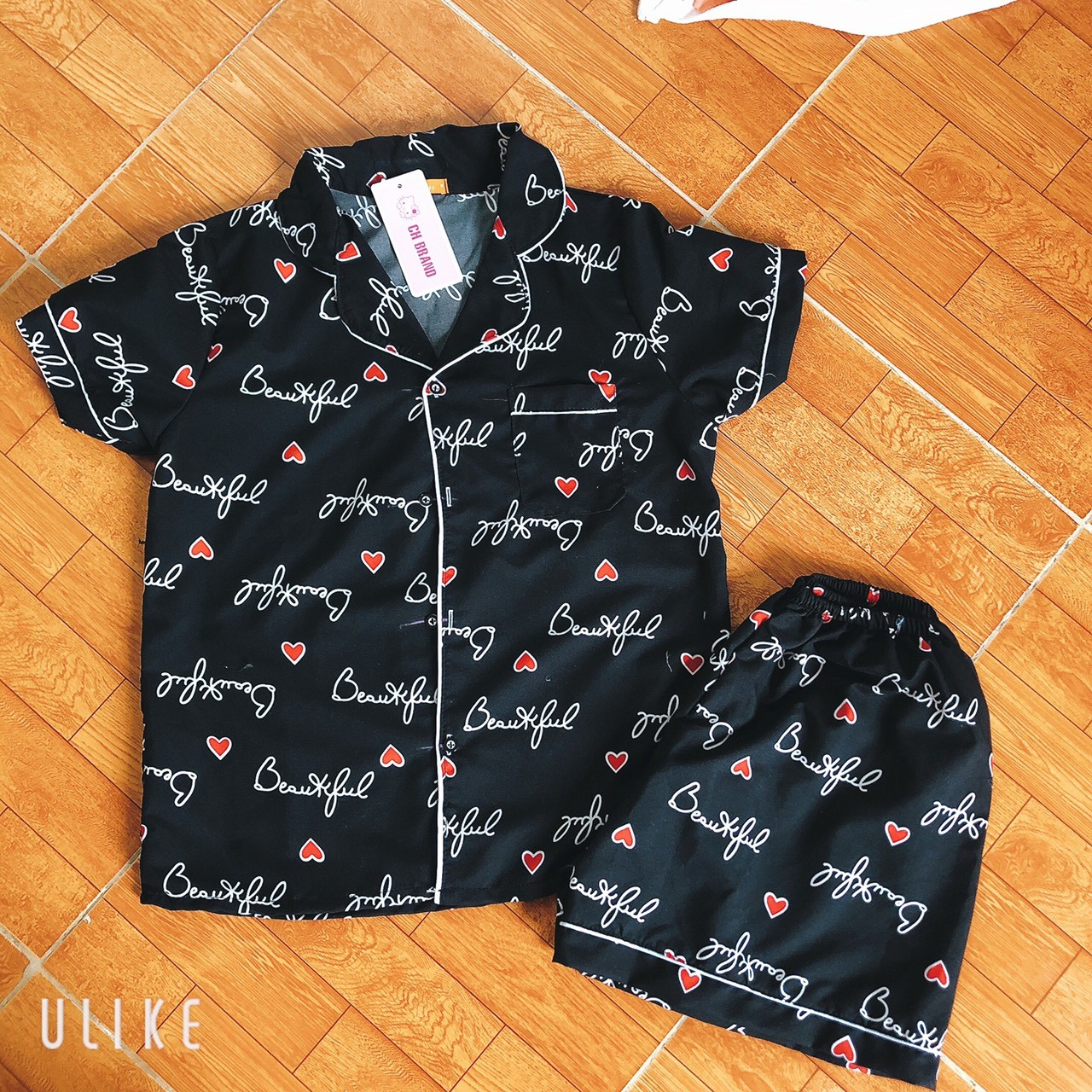 Siêu hot 🐈đồ bộ pijama 🐈phi lụa đồ ngủ đùi ngắn tay free size mới về