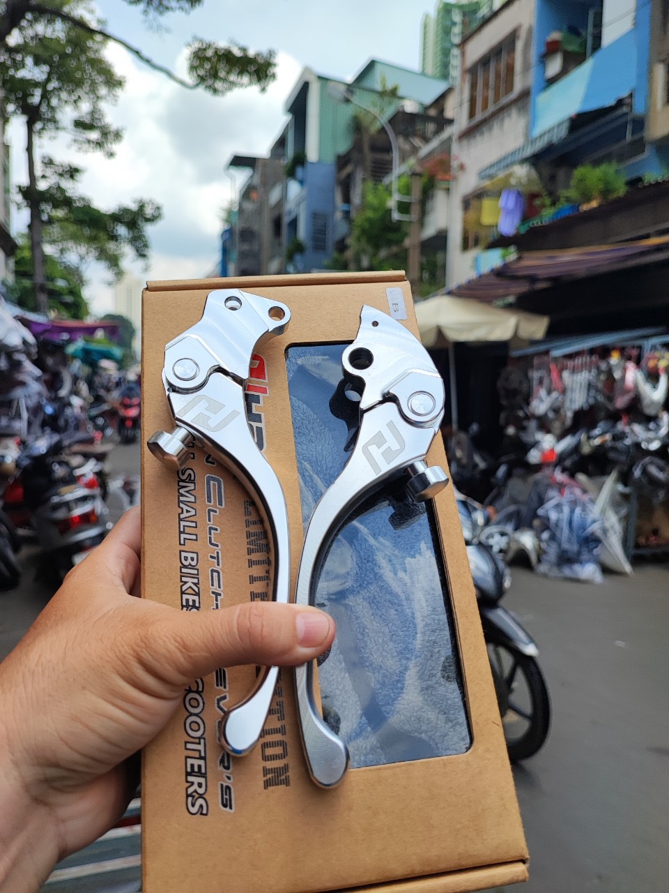 Cặp tay thắng H2C gắn Exciter Vario Winner AB SH Vision