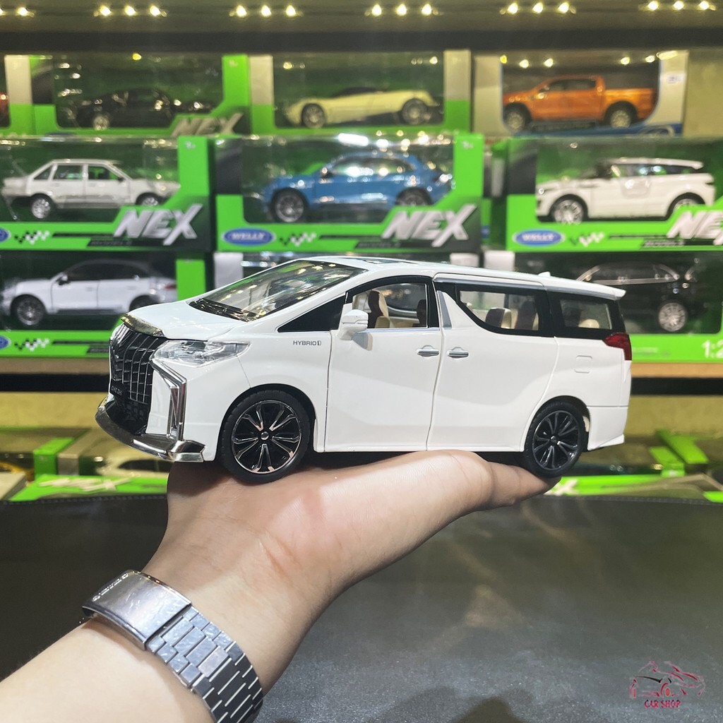 Mô hình xe toyota alphard tỉ lệ 1:24 chezhi