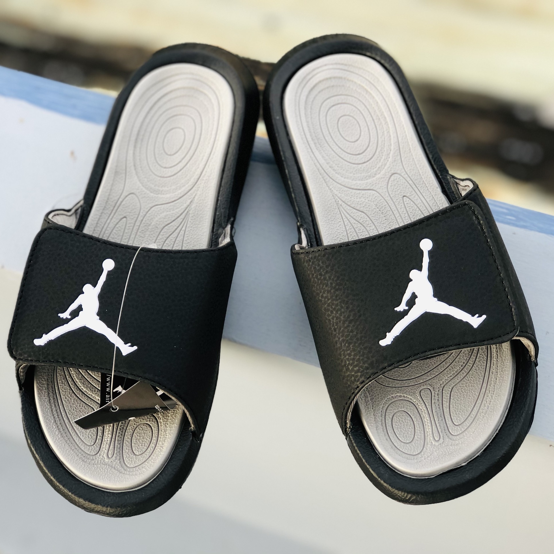 [TẶNG HỘP] Dép quai ngang nam nữ Jordan hy dro 6 ĐEN XÁM- dép thời trang - dép nam - dép nữ - dép cặp - dép đôi