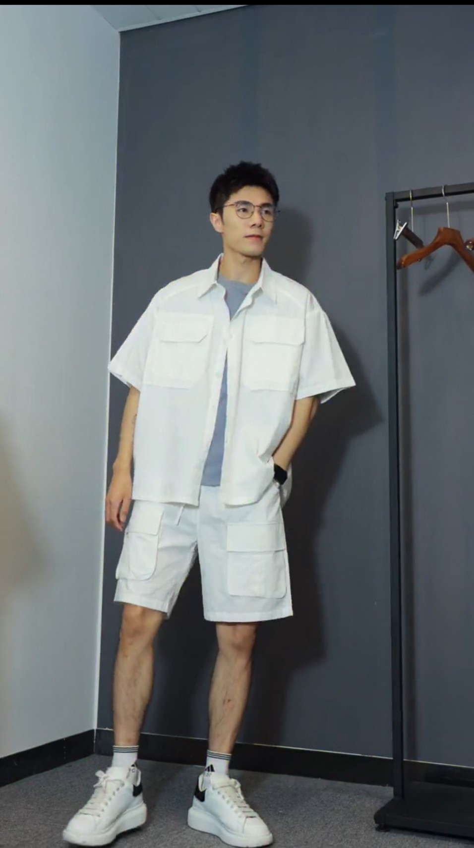 Bộ đũi thô combo 1 áo sơ mi 1 quần short nam