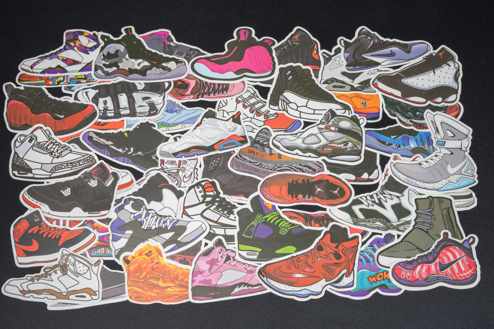 [HCM]Bộ miếng dán sticker hình dán bộ sticker stickers chủ đề Giày Sneakers mẫu mới 2020 sticker dán trang trí vali du lịch laptop mũ bảo hiểm đàn guitar ukelele macbook laptop tủ lạnh...