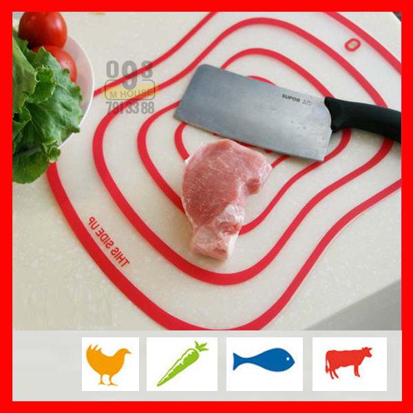Thớt nhựa đa năng chống trơn trượt 30x23 cm