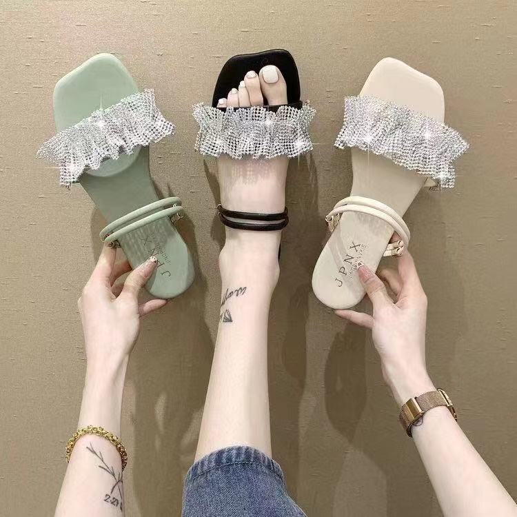 Hàng mới về ...sandal vòng đính đá / giầy cao gót đính đá /dép sandal dây ngọc/sandal đính đá nhân tạo