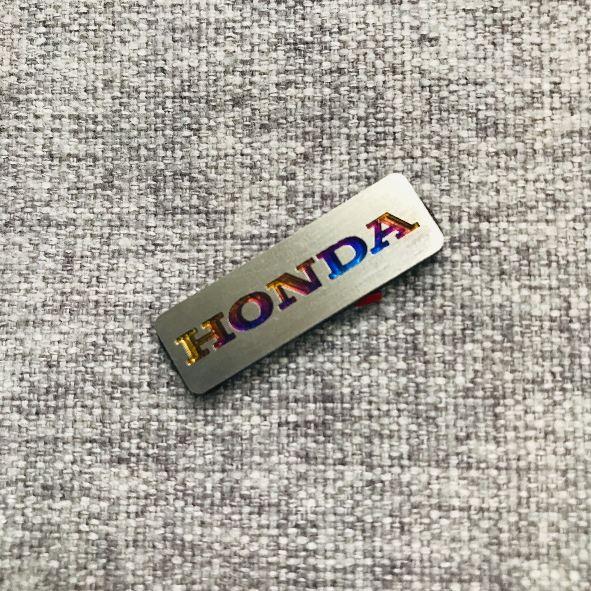 TEM DÁN TRANG TRÍ XE,DÁN XE TITAN LOGO CHỮ XE HONDA (ĐẲNG CẤP DÂN CHƠI XE)