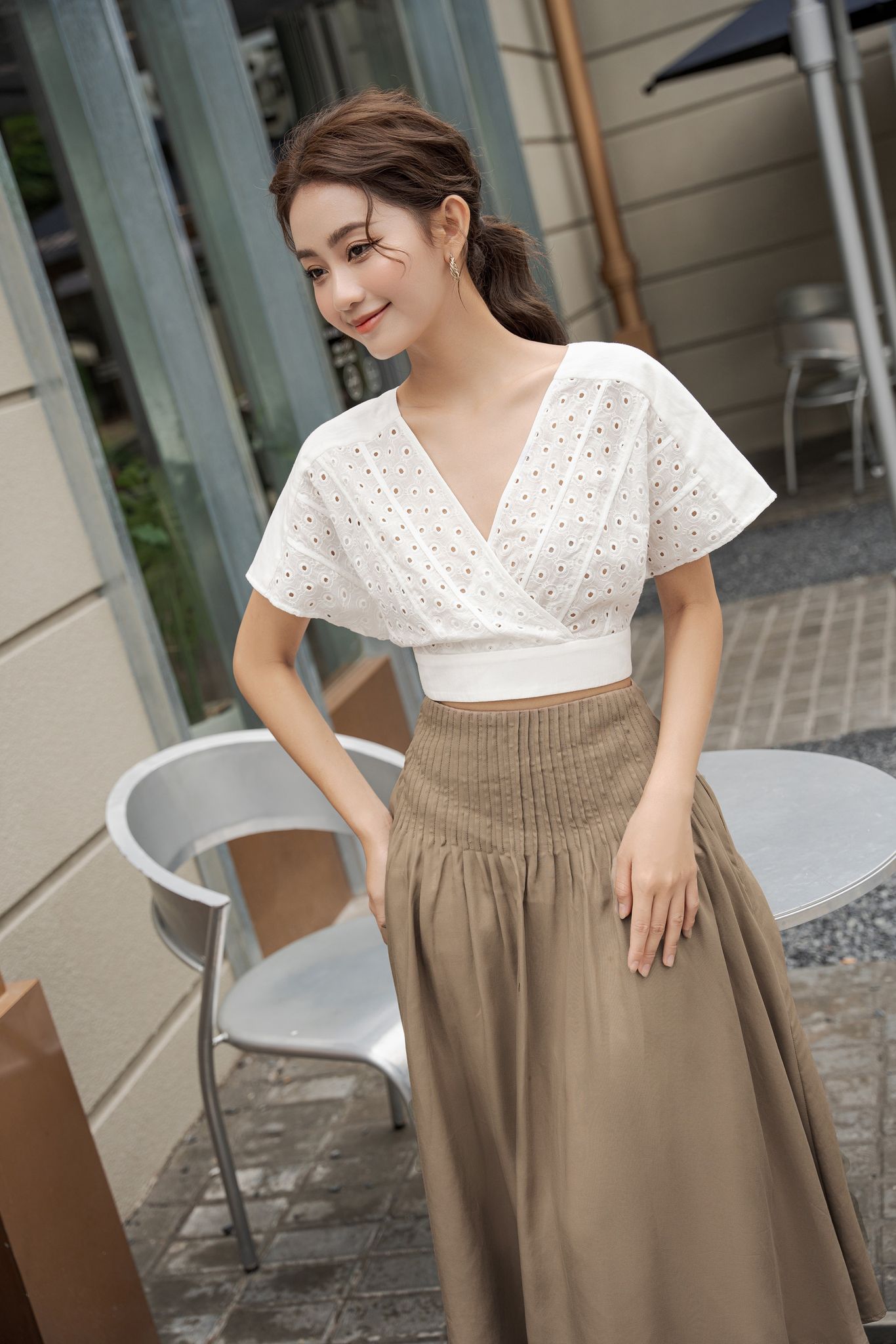 Olv - áo aliyah v neck top