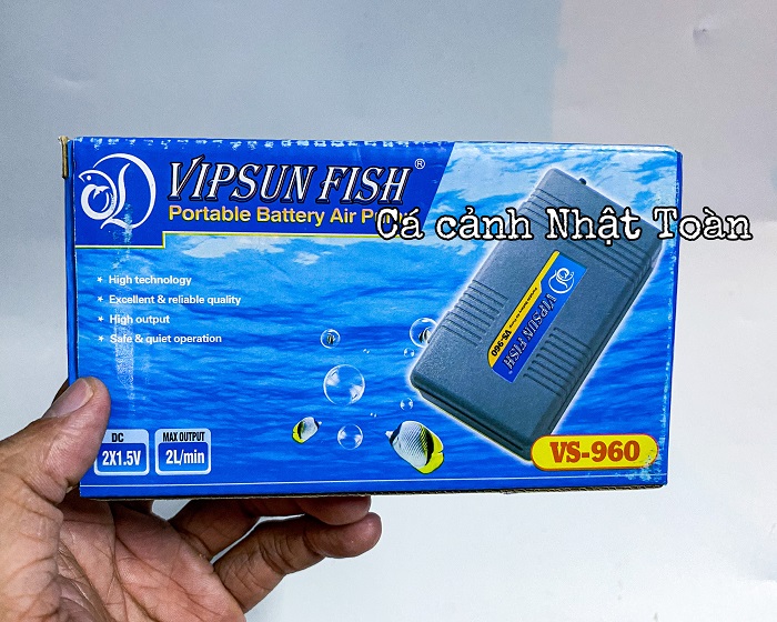 "Hoàn tiền đến 10%" MÁY TẠO OXY BẰNG PIN TẶNG 1 CỤC SỦI VÀ 1 ỐNG DÂY OXY VS960 2 LÍT 1 PHÚT