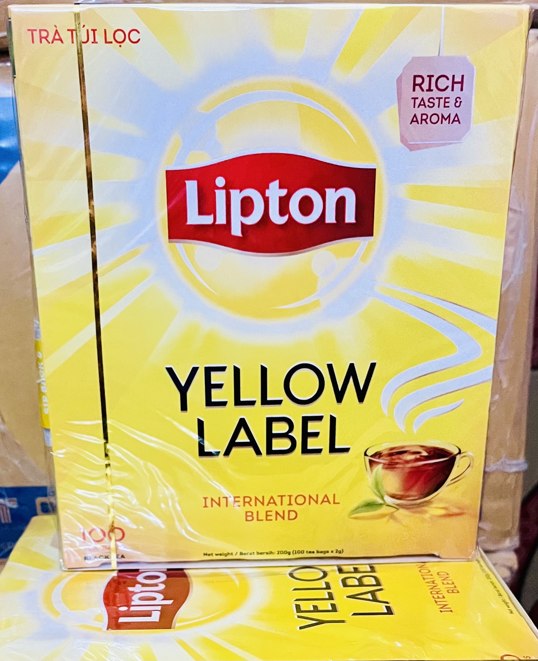 Trà túi lọc Lipton nhãn vàng hộp 100 gói x 2g