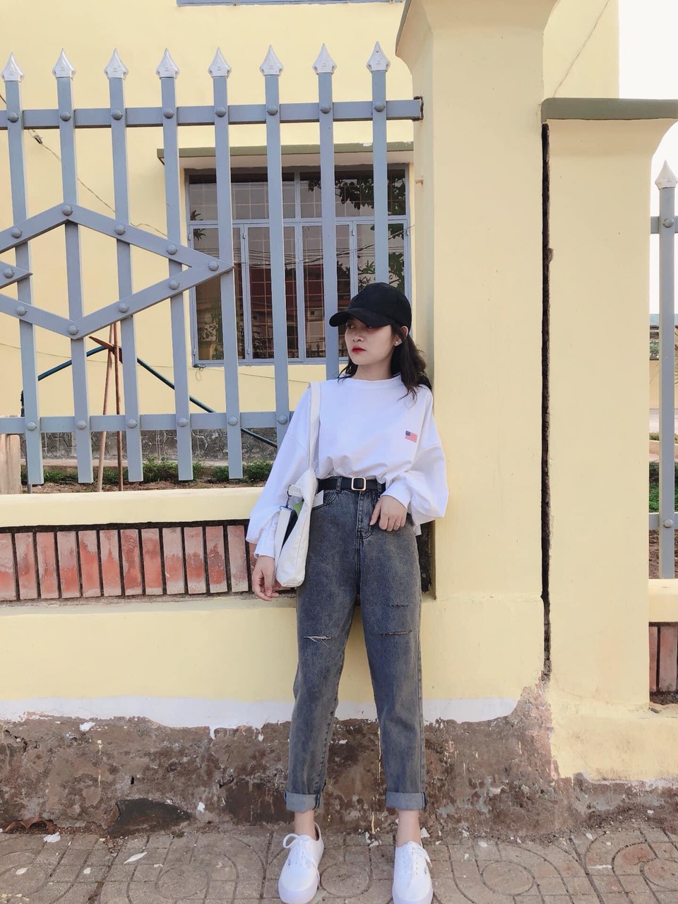 Set baggy jeans xám rách 3 line + crop tay phồng