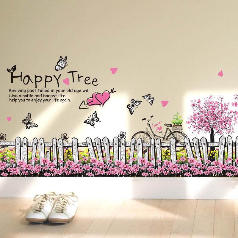 Decal chân tường happy tree có keo sẵn
