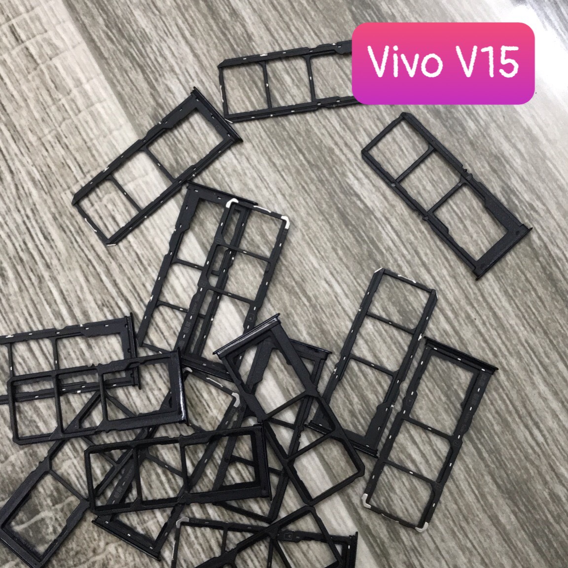 Khay sim vivo v15