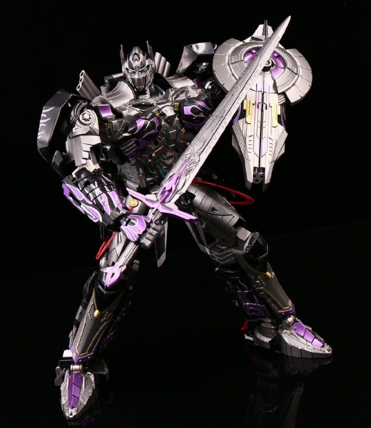 Mô Hình Optimus Prime UT R-02V