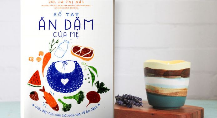 Sách sổ tay ăn dặm của mẹ tái bản 2018