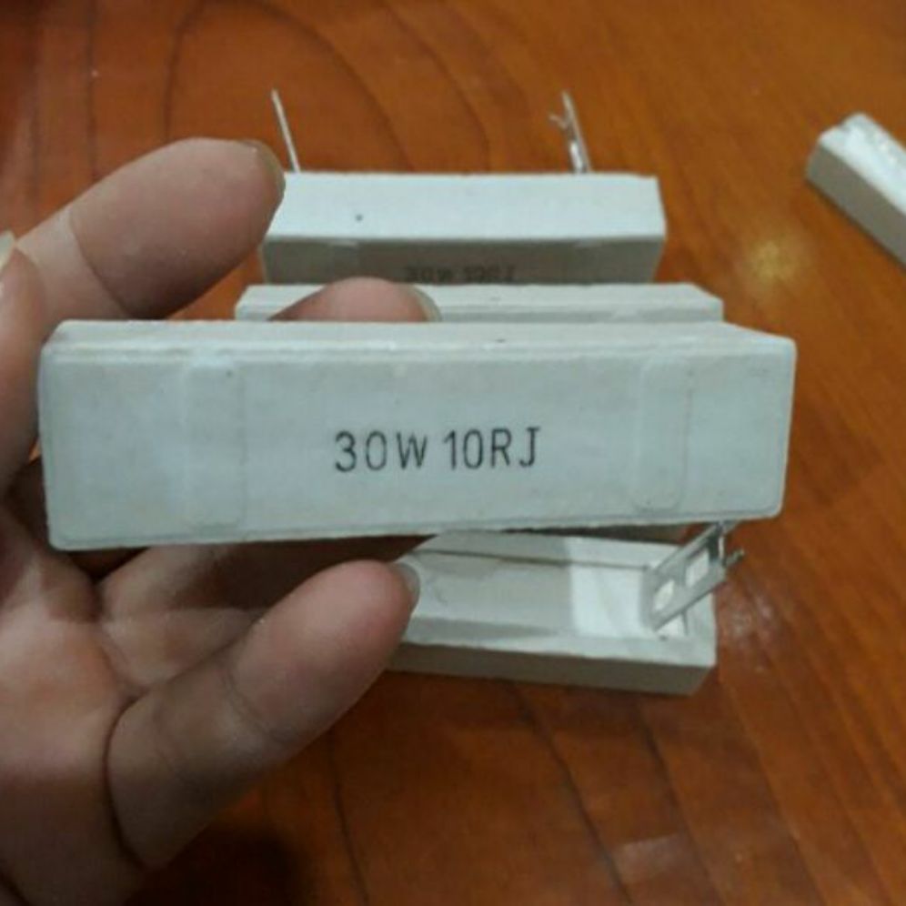 5 con trở sứ 10 ôm 30w chân cắm