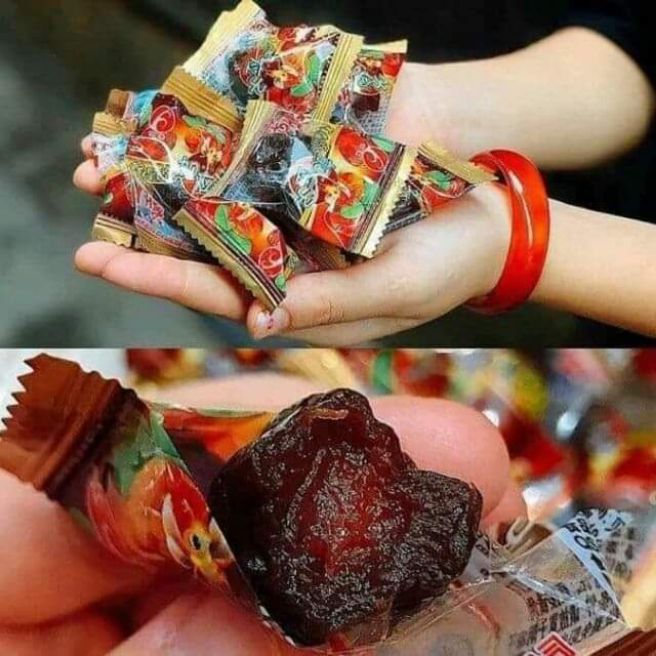 1 Gói ô mai mận 500g sale mạnh