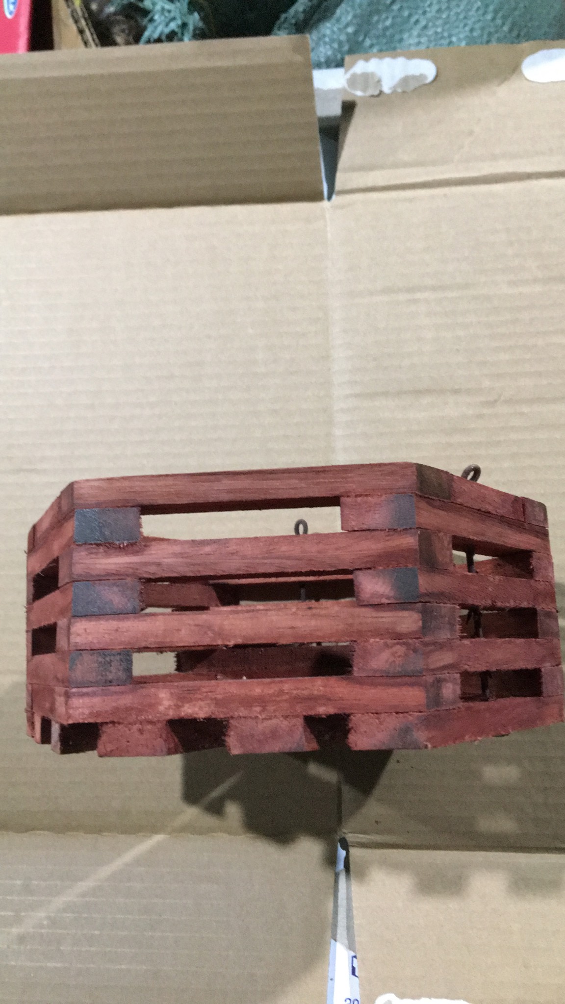 Chậu lục giác Gỗ Sao Đỏ 01 cái