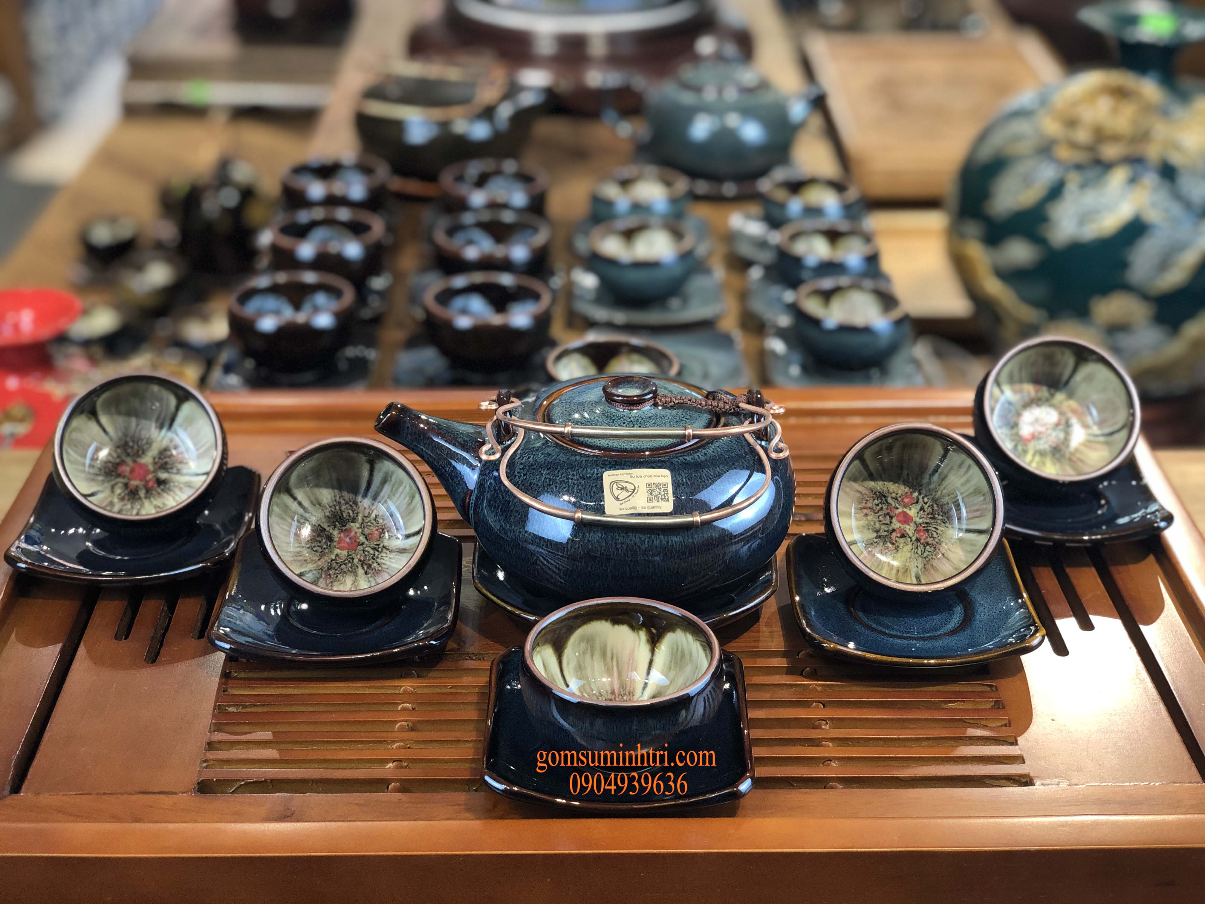 Bộ ấm trà men hỏa biến gốm sứ bát tràng, màu xanh hoa trong lòng chén cao cấp