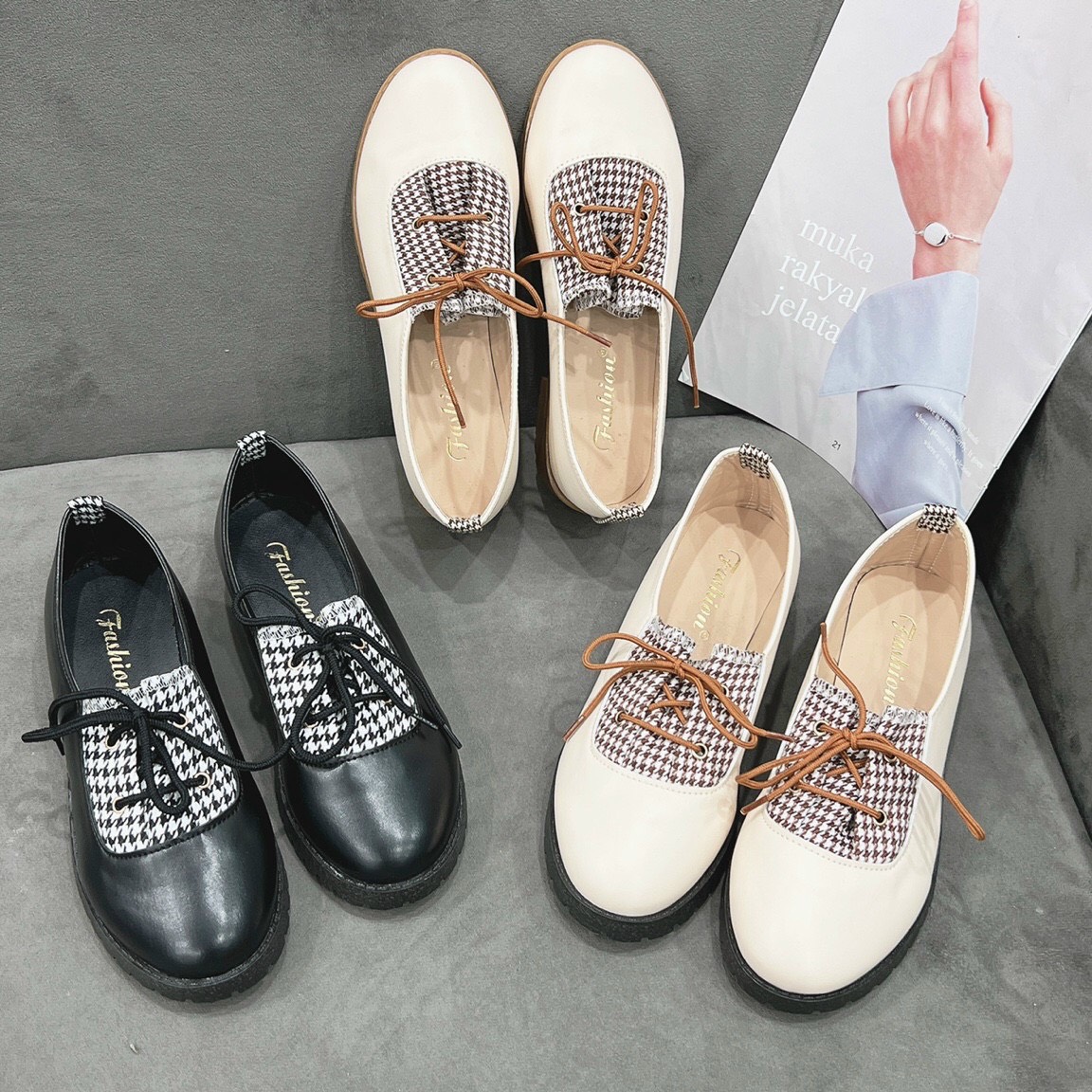 Giày đốc nữ dây buộc phối vải kẻ cực xinh