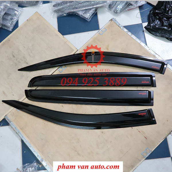 Vè che mưa Ford Ranger hàng cao cấp giá rẻ Phạm Văn Auto