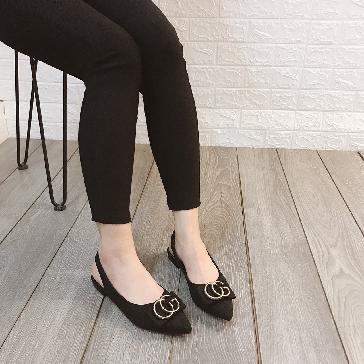 Giày sandal hở gót mũi nhọn tag gc siêu rẻ - s292a