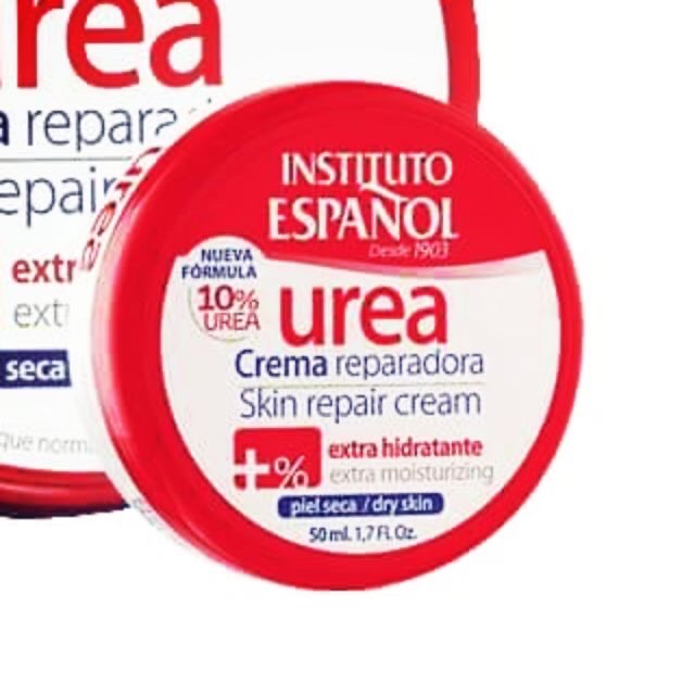 Dưỡng ẩm urea dạng kem