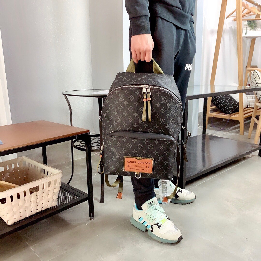 Balo nam APOLLO 2020 hoạ tiết monogram hàng kèm túi vải