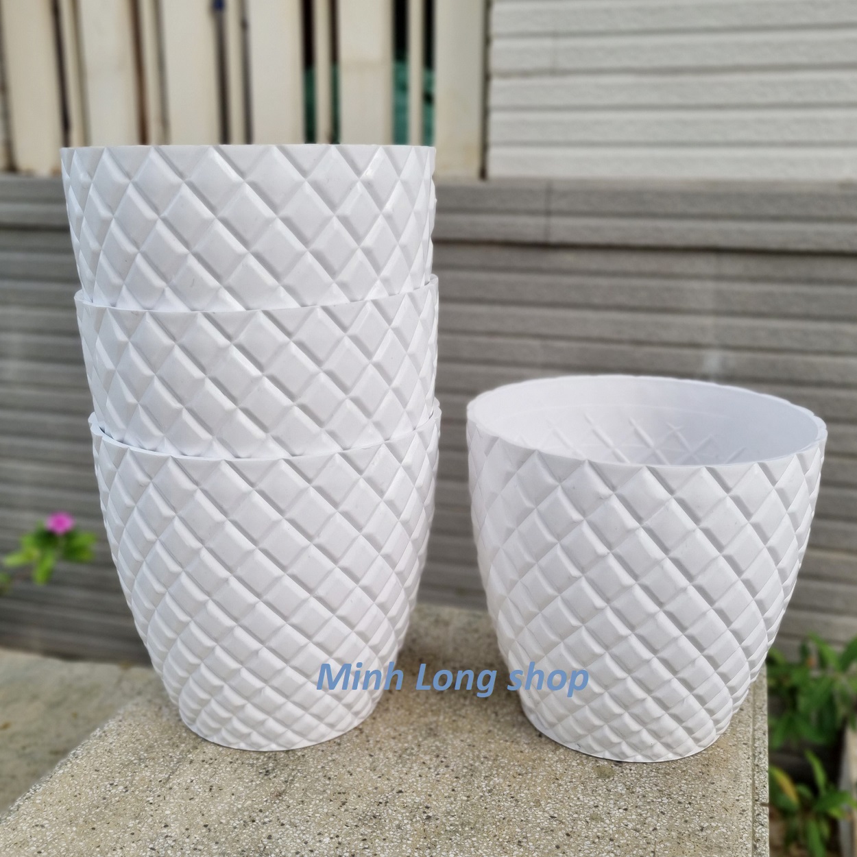 Bộ 04 chậu trái thơm trồng hoa màu trắng nhựa dày đẹp size lớn 26x24x16cm