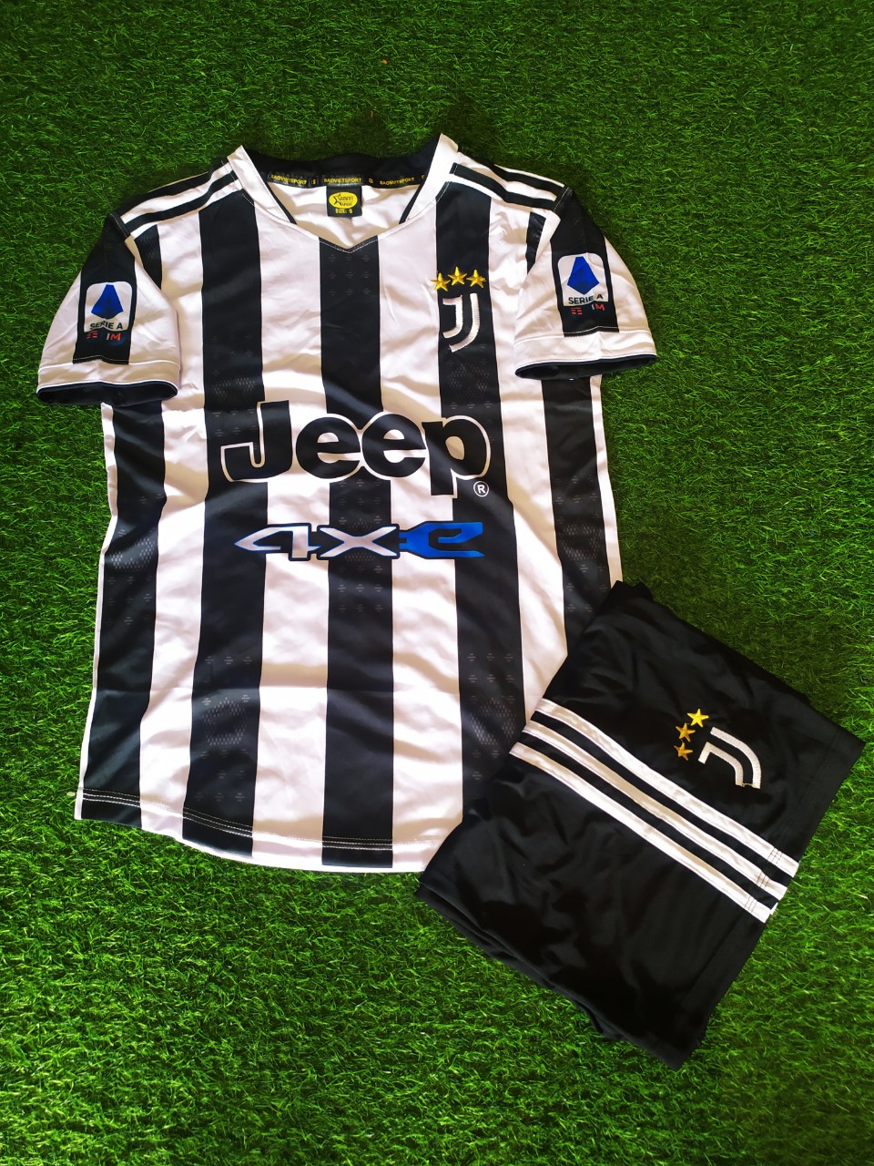 Bộ quần áo đá banh clb juve mùa 2021/2022