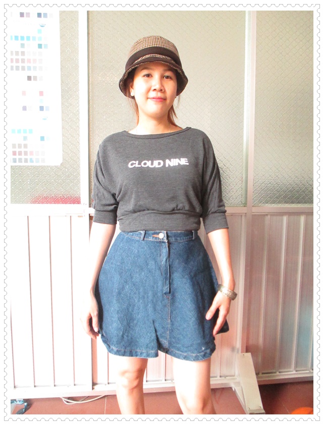 Áo crop-top tay lỡ
