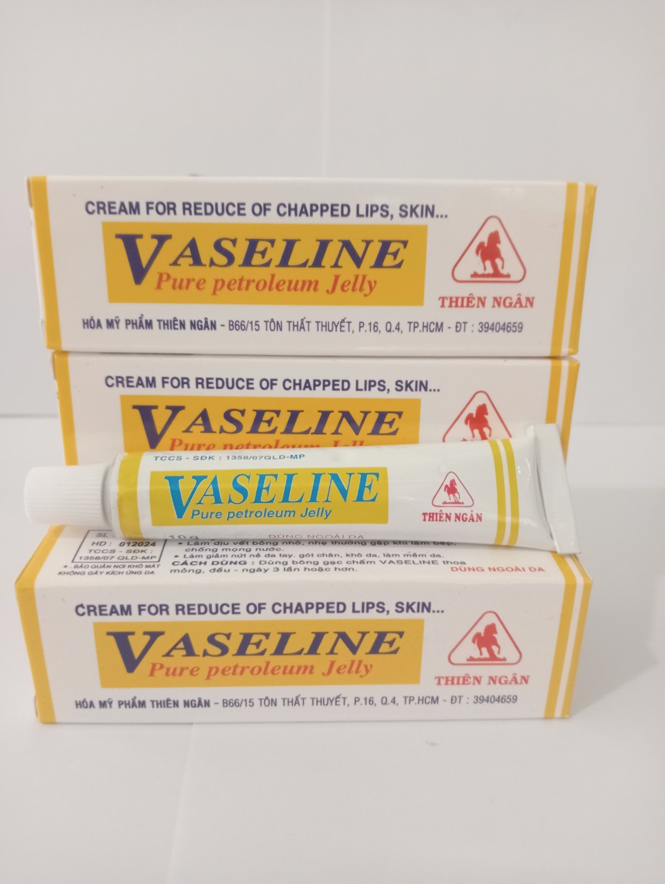 Combo 5 tub kem làm giảm nứt nẻ môi,da VASELINE Tube 10g