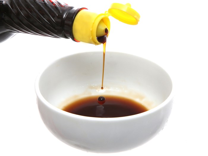 Nước tương thượng hạng Nam Dương Chai 210ml