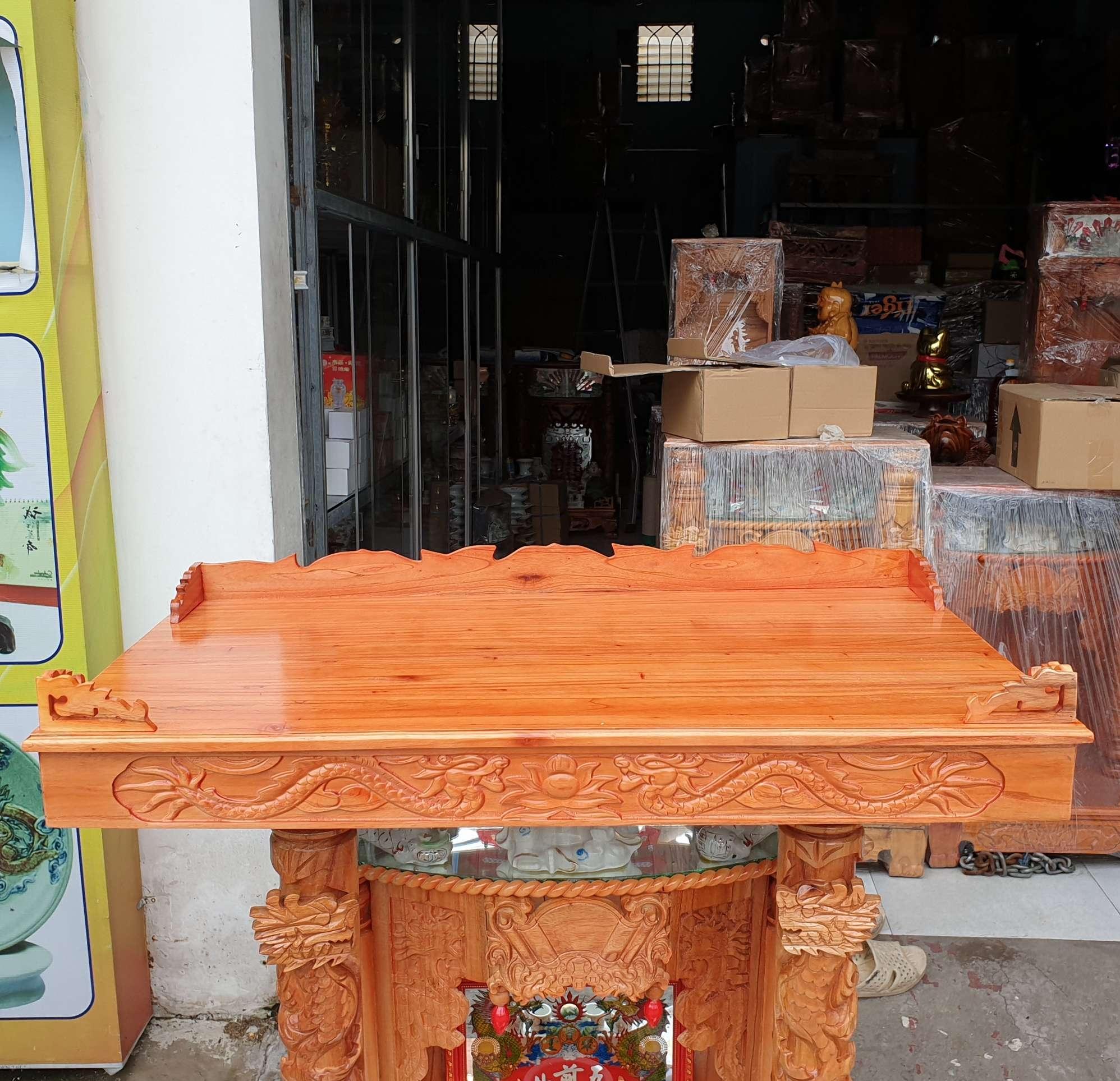Bàn thờ treo tường gỗ xoan ngang 1m7 trạm rồng gồm 1bộ ke đế gỗ xoan