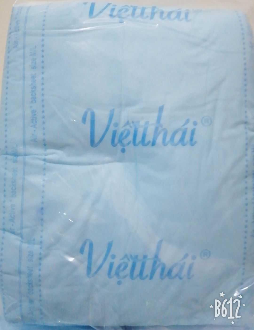Bộ 4 gói bỉm dán người già Việt thái size M /L dành cho người từ 50_70kg
