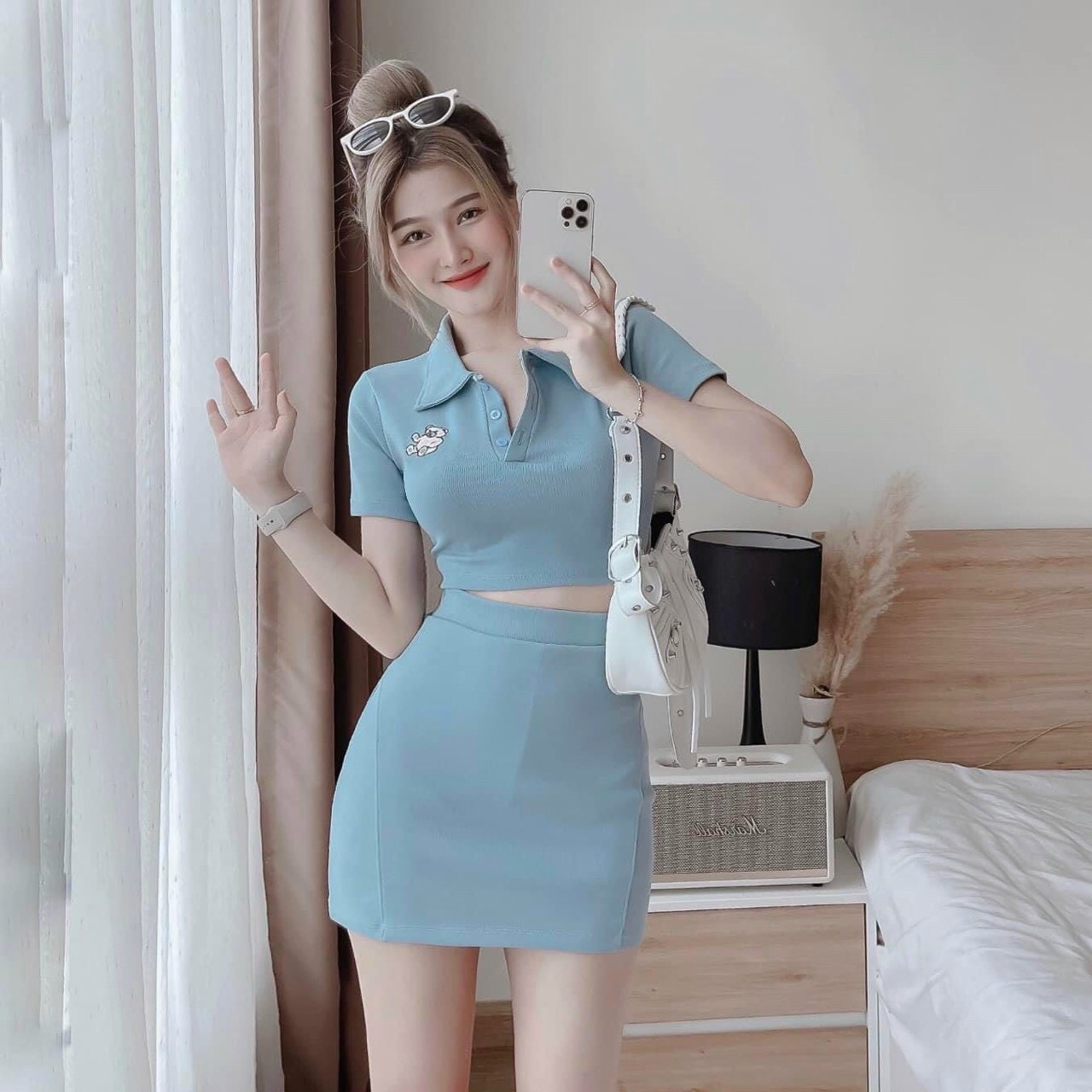 Sét Váy bộ đò nữ kiểu áo cổ trụ thêu gấu kèm Chân váy