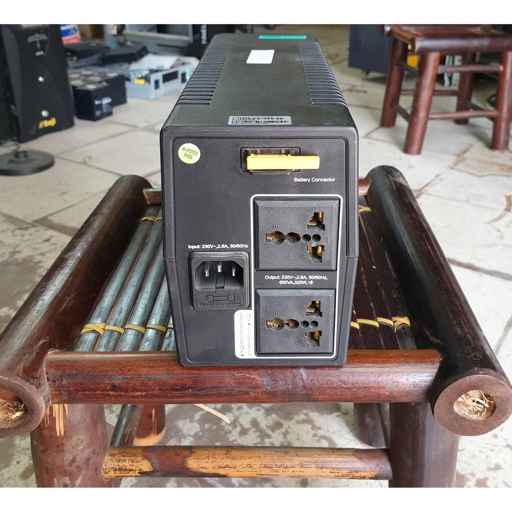 Bộ lưu điện 650va; bộ lưu điện apc 650va cũ main mạch zin nguyên bản và đã được thay thế ắc quy mới