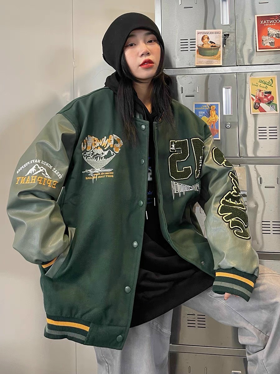 Áo Khoác Bomber Varsity Kaki Xanh Lá Phối Tay Da Hình Thêu Unisex Nam Nữ