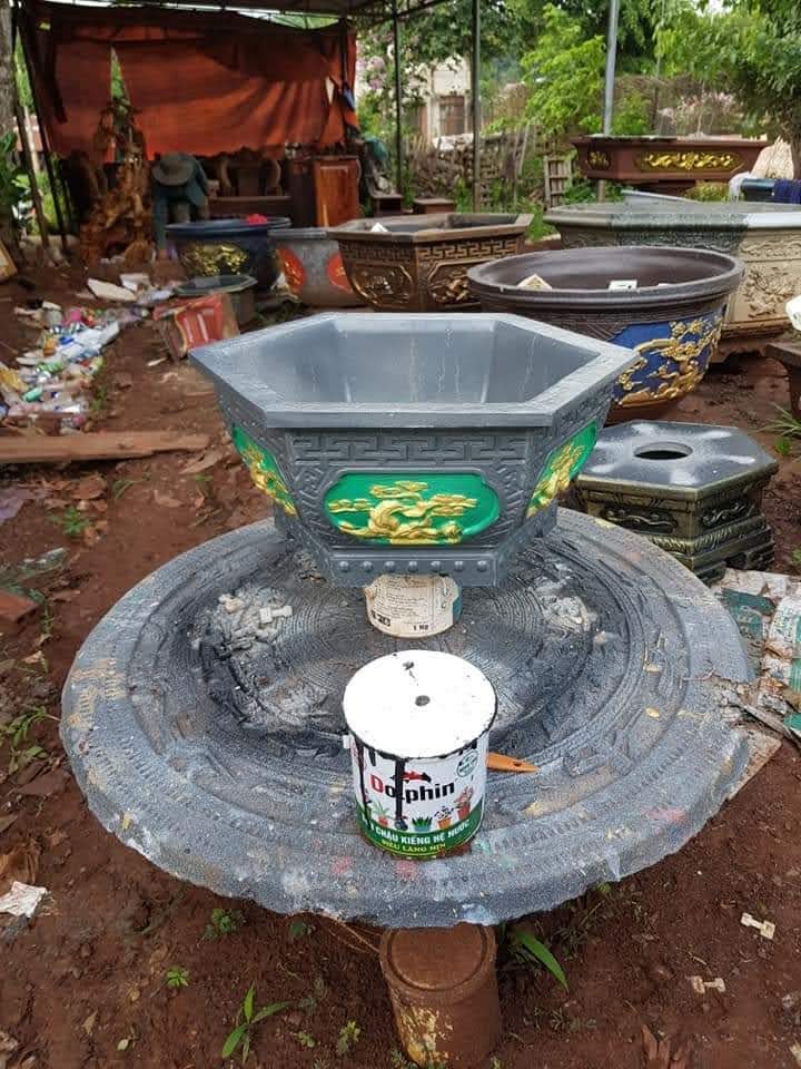 Sơn chậu kiểng màu đen bóng dolphin lon 1kg hệ nước