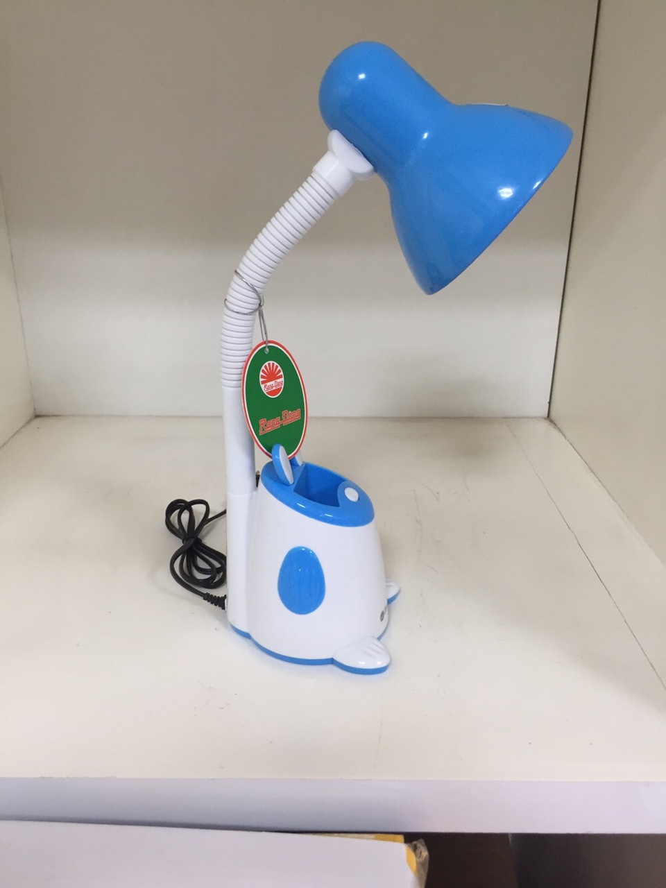 Đèn led chống cận rạng đông RL24 có ống đựng bút