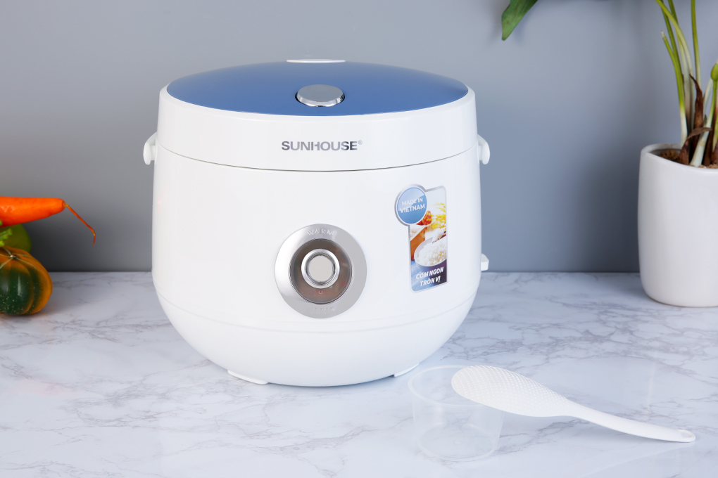 Nồi cơm nắp gài Sunhouse SHD8606 1.8 lít hàng trưng bày 97-98%