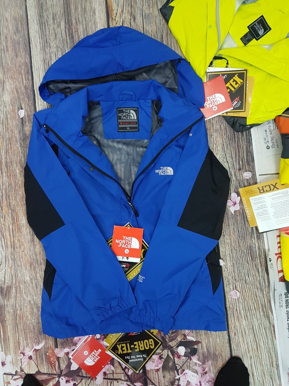 Áo Gió 2 Lớp Vải Dù Chất Đẹp, Đi Phượt,Du Lịch Màu Xanh Ngọc