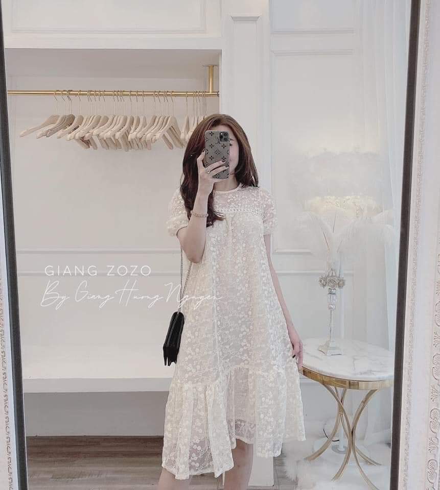 Đầm suông ren thêu hoa xinh xắn
