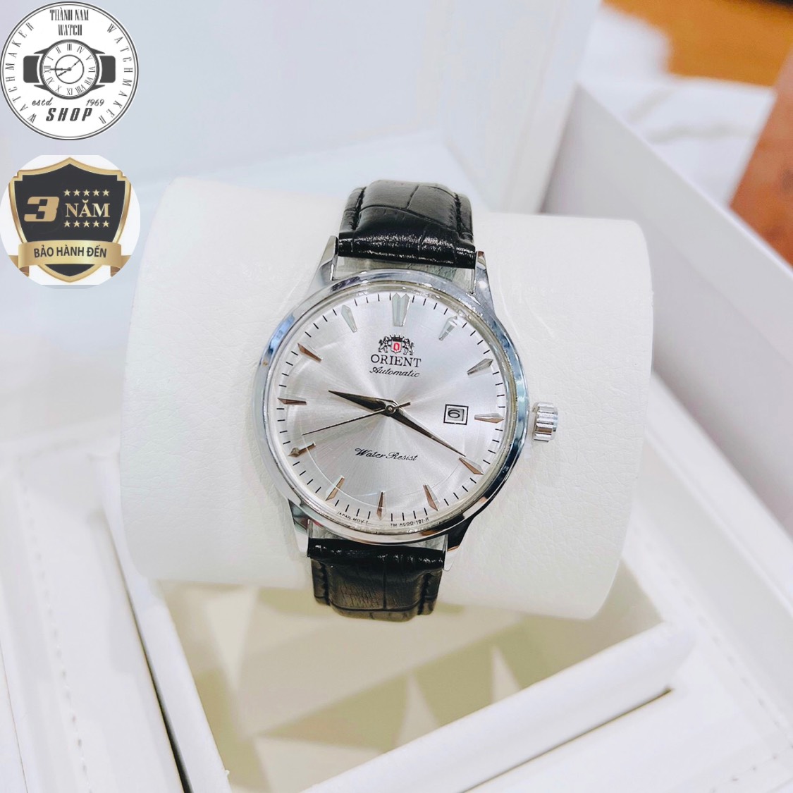 Đồng hồ nam orient or01 dây da cao cấp , mặt đá sapphier chống xước ,đồng hồ bền bị mạnh mẽ đồng hồ nhật, bảo hành chính hãng 3 năm , đồng hồ thành nam 247