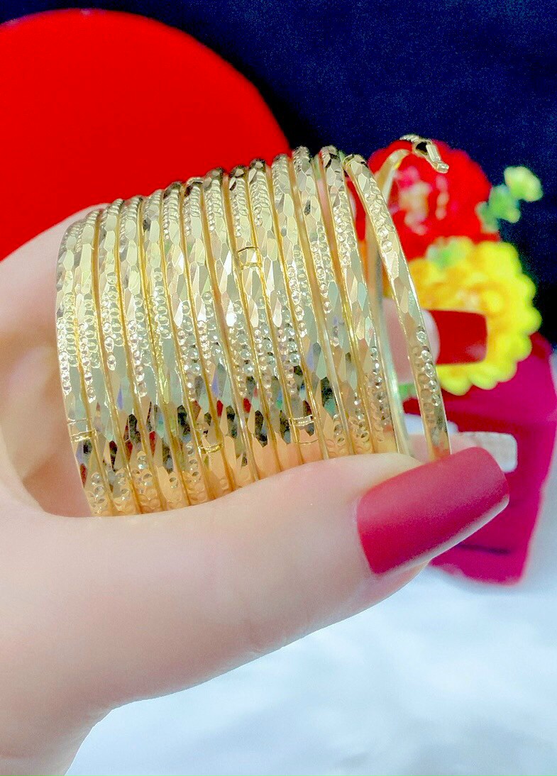 Vòng ximen chạm khóa bấm lưỡ gà 7 chiếc mạ 18k P1138
