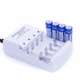 Combo Bộ sạc Doublepow DP-B02 + kèm 4 pin AA 1200mAh