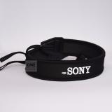 Dây đeo chống mỏi cho máy ảnh Sony