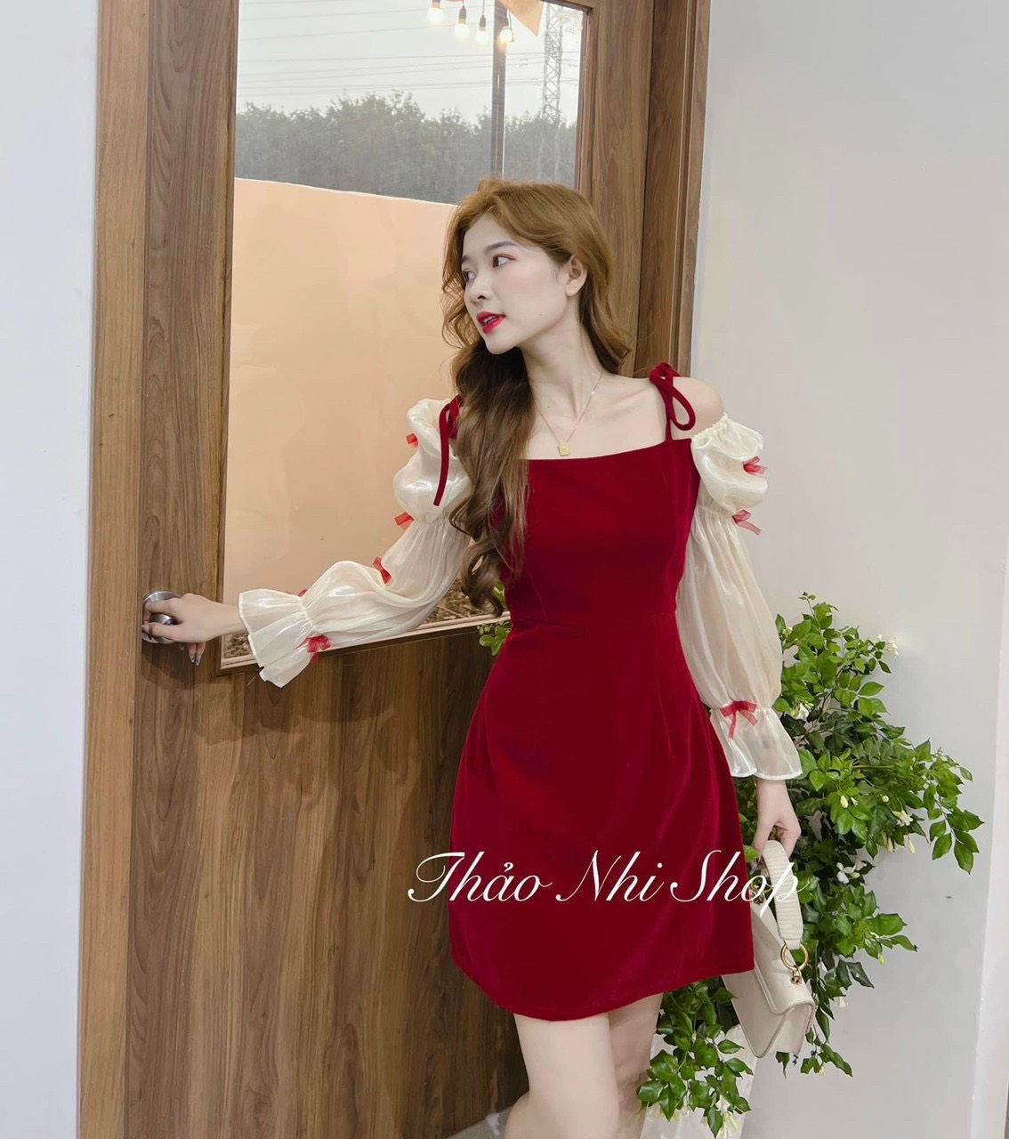 Đầm nhung trễ vai phối tơ, dây buộc vai tay dài cách điệu loe siêu xinh ssmsdx375