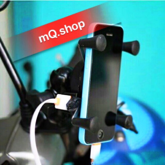 GIÁ ĐỠ ĐIỆN THOẠI KÈM SẠC TRÊN XE MÁY CAO CẤP