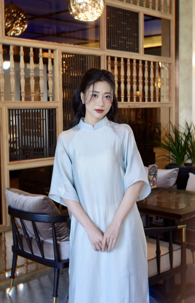 ÁO DÀI CÁCH TÂN 4 TÀ DÁNG SUÔNG NỮ TRƠN THIẾT KẾ CỔ ĐÍNH NGỌC MAY SẴN MÀU HỒNG XANH CỐM XANH DƯƠNG